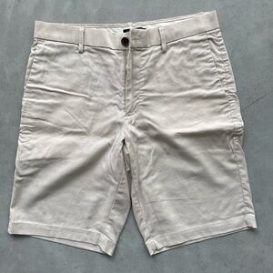 Banana Republic Men's Beige Linen Blend Shorts